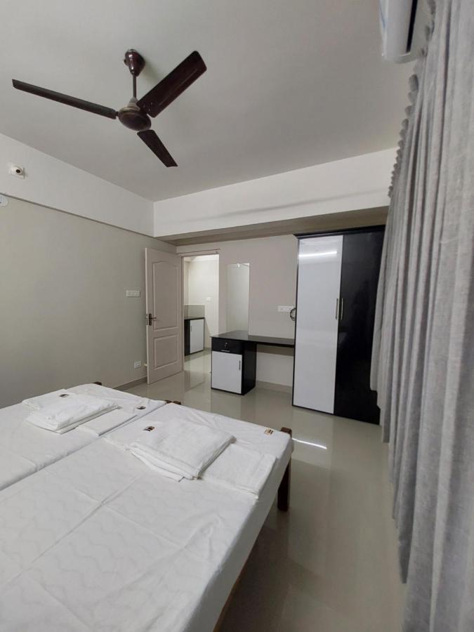 Hotel Mannat Residence トリバンドラム エクステリア 写真