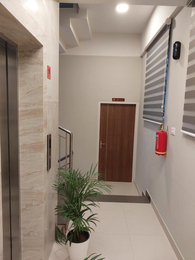 Hotel Mannat Residence トリバンドラム エクステリア 写真